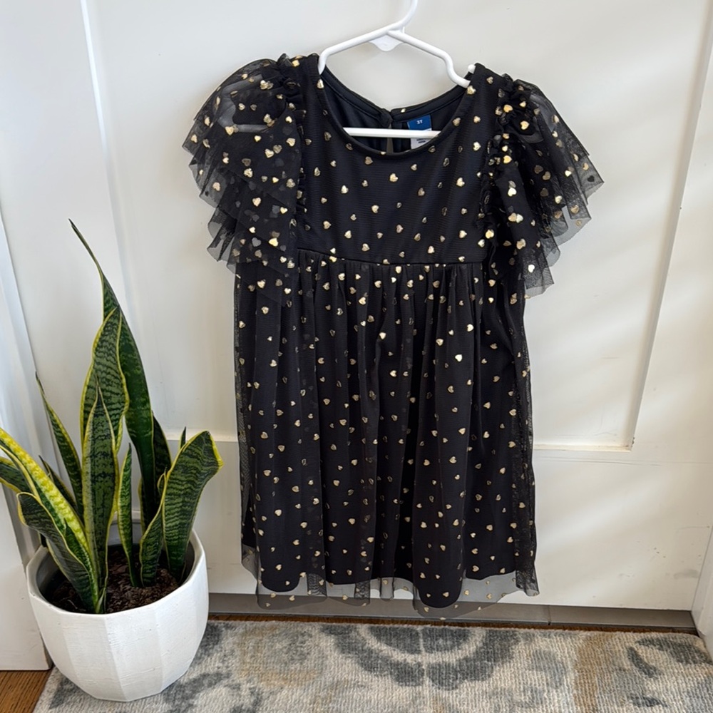 🌼 5 for $20 🌼 3T Old Navy Charming Black and Gold heart Kids Dress